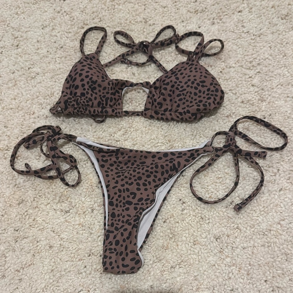 SHEIN Bikini Set